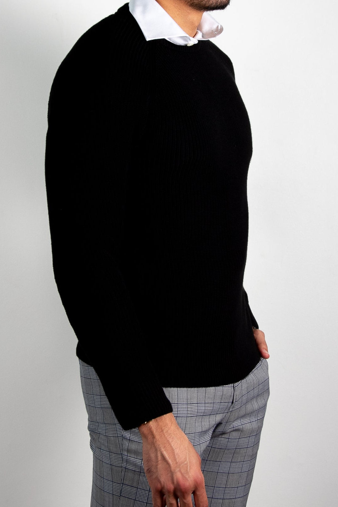 black_tricot